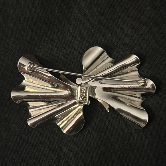 Vintage Coro Brooch - Picture 8 of 10